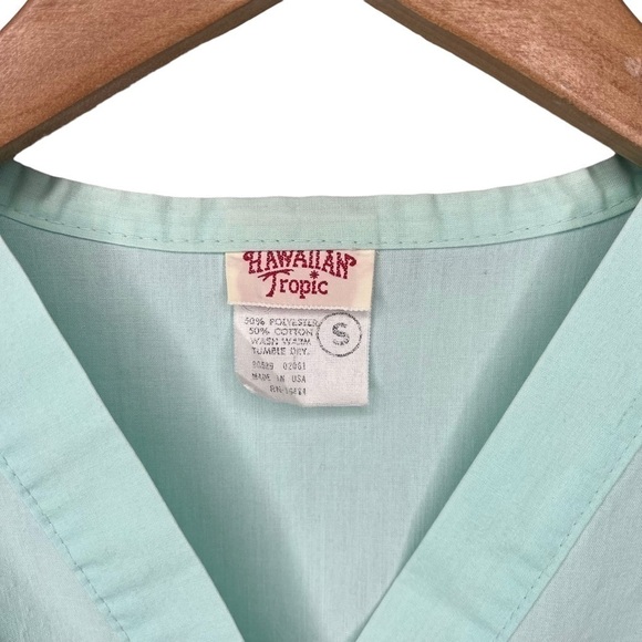 Vintage 1985 Hawaiian Tropics mint parrot graphic v neck shirt made in USA Sz S - Picture 5 of 7